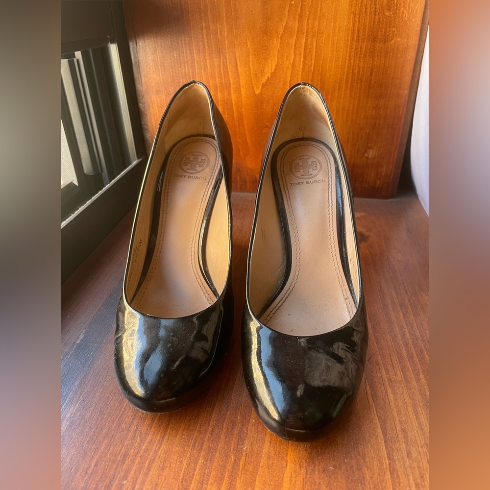 Tory Burch Black Patent Leather Women's Shoes size 36.5